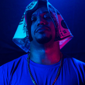 ดาวน์โหลดและฟังเพลง Jogadinha Que Me Pega พร้อมเนื้อเพลงจาก MC Xodozinho