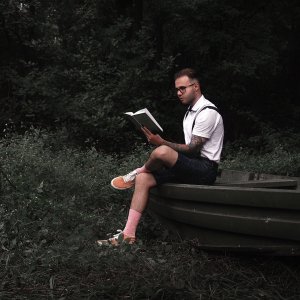 收听KseroN的Наплевать歌词歌曲