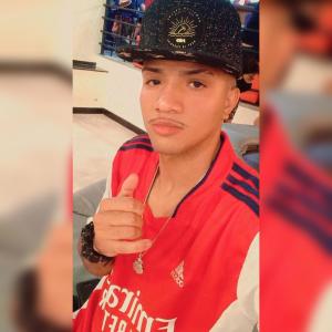 ดาวน์โหลดและฟังเพลง Twitter (feat. Dj Biro|Explicit) พร้อมเนื้อเพลงจาก Mc Doziin