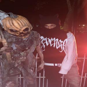 ดาวน์โหลดและฟังเพลง Mp5 (feat. Marrgielaa) (Explicit) พร้อมเนื้อเพลงจาก Syelock