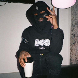Listen to Traffik (Explicit) song with lyrics from Mar Guwop