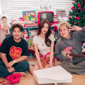 ดาวน์โหลดและฟังเพลง Close Friend (Love Game) (feat. spingy & Neena) พร้อมเนื้อเพลงจาก Nicknamesky