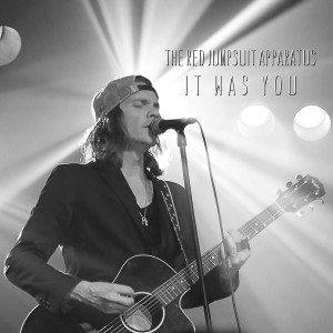 Dengarkan lagu It Was You nyanyian The Red Jumpsuit Apparatus dengan lirik