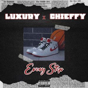 ดาวน์โหลดและฟังเพลง Every Step (feat. Chieffy) (Explicit) พร้อมเนื้อเพลงจาก Luxxury