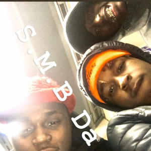 Smb Daveion的專輯Throw Brodie Da Bag (Explicit)