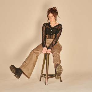 ดาวน์โหลดและฟังเพลง Nicht Ich พร้อมเนื้อเพลงจาก Madeline Juno