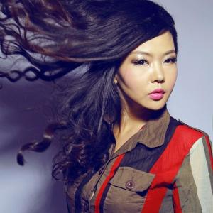 Listen to 跟着音乐去旅行 (完整版) song with lyrics from 杨晓