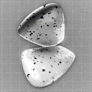 ดาวน์โหลดและฟังเพลง Дирол พร้อมเนื้อเพลงจาก Zou