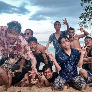 Dengarkan Dankles lagu dari North Zero Music dengan lirik