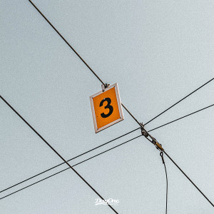 Listen to 넘어갈게 (Feat. Rakon) song with lyrics from Young Jay