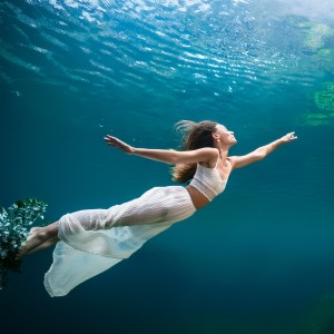 อัลบัม Music For Floating Between Thoughts And Dreams ศิลปิน Relaxed Attitude