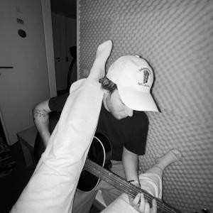 Jakob的專輯eulogize me (demo)