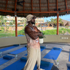 default playlist img