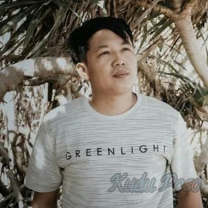 收听Ridwan Abdi的Kudo Poso歌词歌曲