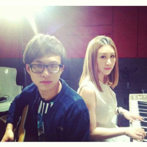 Listen to Liu Lang Ji (Feat. James Ng) (Acoustic Duet) song with lyrics from 迪子