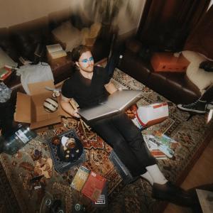 default playlist img