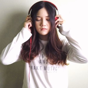 ดาวน์โหลดและฟังเพลง Distance พร้อมเนื้อเพลงจาก Oh Kansiri