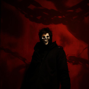 ดาวน์โหลดและฟังเพลง Persona Killer พร้อมเนื้อเพลงจาก Asfand 34