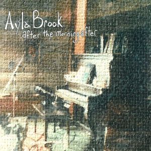 ดาวน์โหลดและฟังเพลง Sweater Song พร้อมเนื้อเพลงจาก Ayla Brook