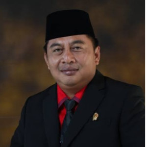 Listen to Mas Yuni no Siji song with lyrics from Radius WMG