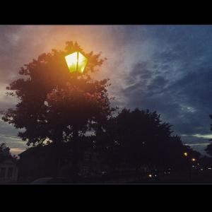 Dengarkan Tobin Bridge lagu dari Saint Tomorrow dengan lirik