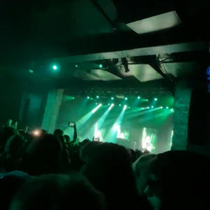 Grimz的專輯hellfreezesoverwhenheavenislookedupto (Explicit)