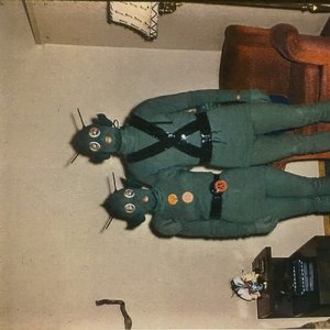 收聽Kevin White的Frogman, Robutz, And Ufo's歌詞歌曲