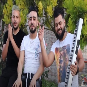 Dengarkan Nkhrblk fe sahbatak (其他) lagu dari Cheb Boulboul dengan lirik