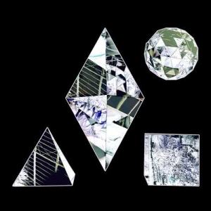 ดาวน์โหลดและฟังเพลง Real Love พร้อมเนื้อเพลงจาก Clean Bandit