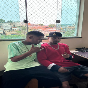 收聽Dj PH Bernardes的BANDIDO OU MC歌詞歌曲