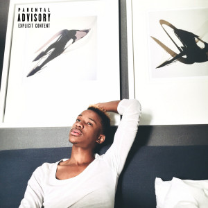 Dengarkan Right Now lagu dari Siviwe Smash dengan lirik