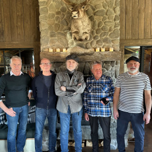 收听GUNK的Pain歌词歌曲