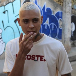 DJ BIEL DO ALTO的專輯Toma piroca novinha (Explicit)