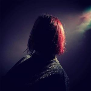 ดาวน์โหลดและฟังเพลง Shelter พร้อมเนื้อเพลงจาก Helypse