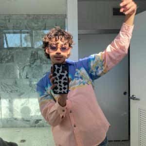 Dengarkan lagu Hella Heart Eyes (Explicit) nyanyian Wassup Rocker dengan lirik