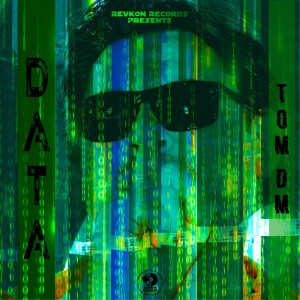 收聽Tom DM的Industrial Love歌詞歌曲