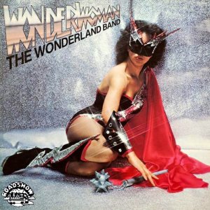 ดาวน์โหลดและฟังเพลง Wonder Woman Theme พร้อมเนื้อเพลงจาก The Wonderland Band
