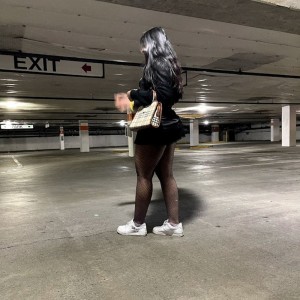 收聽killaura的uh huh (feat. sacreds) (Explicit)歌詞歌曲