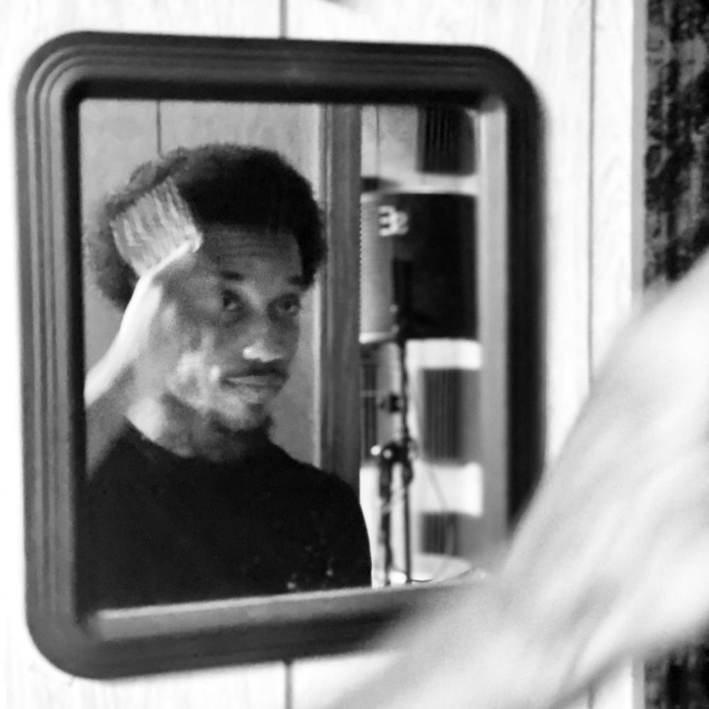 Mirror (feat. JaVaughn Murphy & DND Underground) (Explicit)