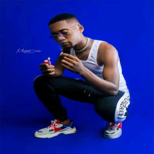 收聽Papy Monst的Benga歌詞歌曲