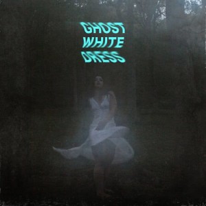 收聽Tysm的Ghost White Dress歌詞歌曲
