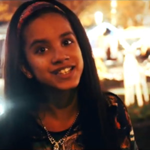 Listen to Petit bonheur song with lyrics from Kenza