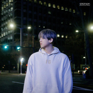 Dengarkan Tomorrow lagu dari Chanyeol (EXO) dengan lirik