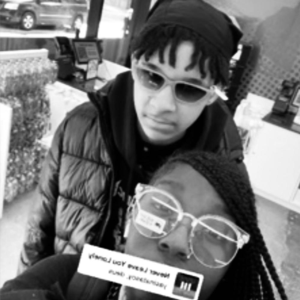 Evil Twins (feat. AdriWaydri) (Explicit)