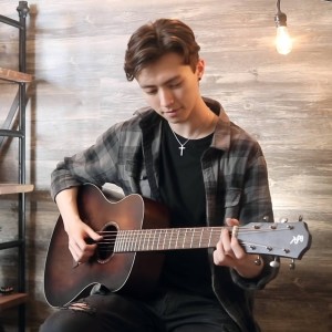 ดาวน์โหลดและฟังเพลง Peaches พร้อมเนื้อเพลงจาก Andrew Foy