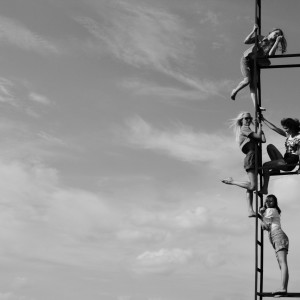 收听KNOXXY的Coco from Rico (feat. Famous Far) (Explicit)歌词歌曲