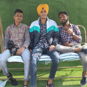 default playlist img