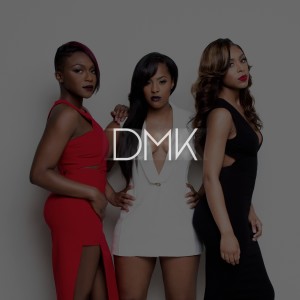 ดาวน์โหลดและฟังเพลง Love the Way Love พร้อมเนื้อเพลงจาก DMK