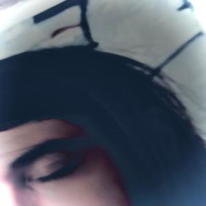 ดาวน์โหลดและฟังเพลง fizzle (feat. Kaydence May) พร้อมเนื้อเพลงจาก Button Maker