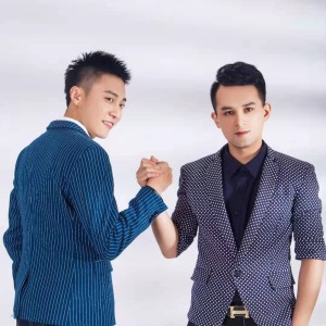 Listen to 回家过年 song with lyrics from 卢小鱼